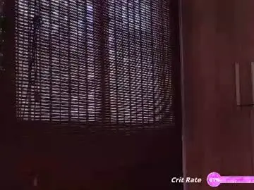 Sweett_petite  live sex cam