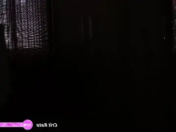 Sweett_petite  live sex cam