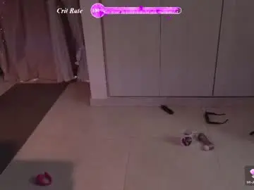 Sweett_petite  live sex cam