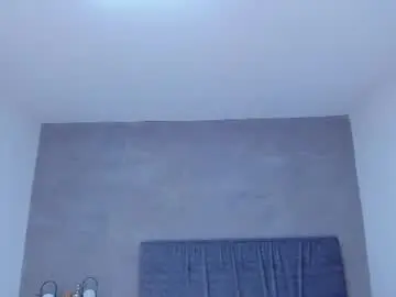 Aisha_h  live sex cam