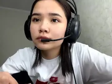 Annlescarbeau  live sex cam