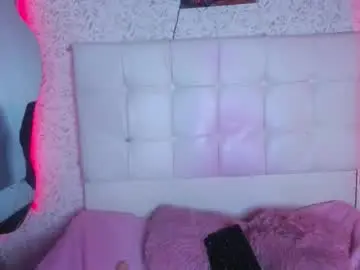 Edelyn_ink  live sex cam