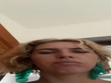 Joy_adamson  live sex cam