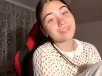 Linneaeatman  live sex cam