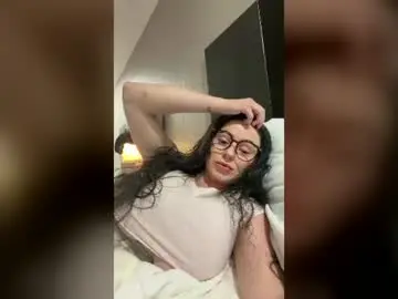 Mckenziebaby97  live sex cam