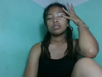 Nadiah101185  live sex cam