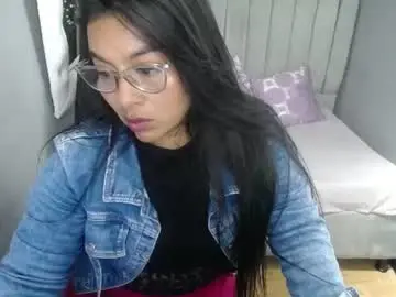 Pocahontas_purple  live sex cam