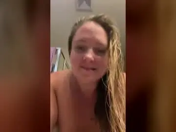 Softiesammie42  live sex cam