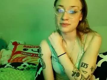 Sweetgirlls  live sex cam