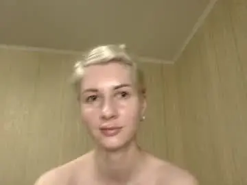 Velvet_pearl  live sex cam