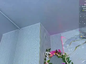 Chiara_tay  live sex cam