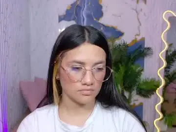 Chiara_tay  live sex cam