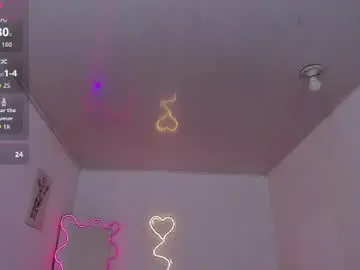 Chiara_tay  live sex cam