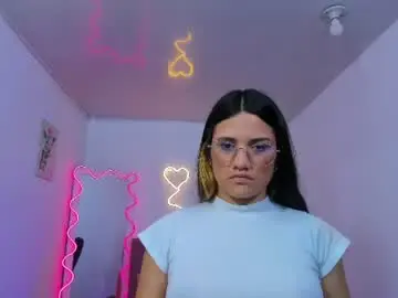 Chiara_tay  live sex cam