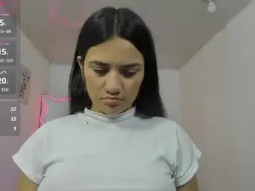 Chiara_tay  live sex cam