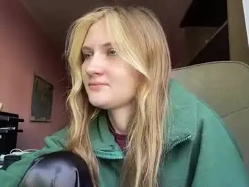 Ellisbreslauer  live sex cam