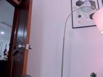 Emma_fox6  live sex cam