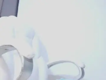 Kally_higgins  live sex cam