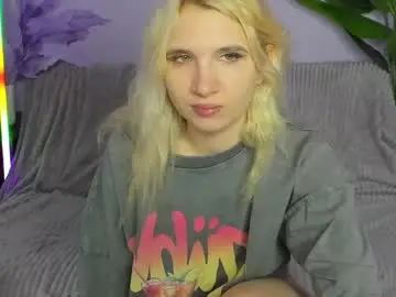 Kitty_blondy  live sex cam