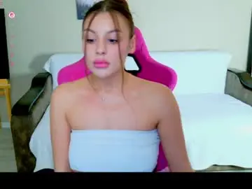 Kristy_dolly  live sex cam