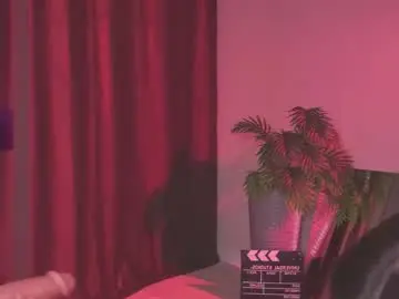 Mentallymonika  live sex cam