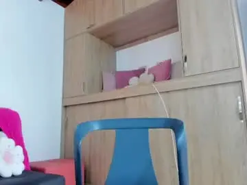 Oralarson01  live sex cam