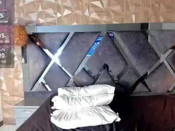 Rose_evans__  live sex cam