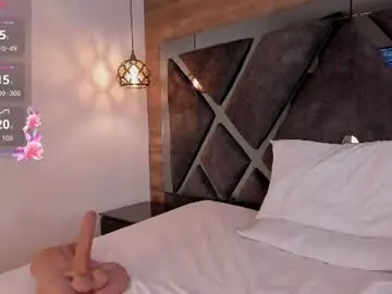 Rose_evans__  live sex cam