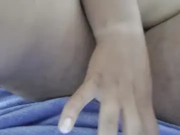 Savanah24  live sex cam