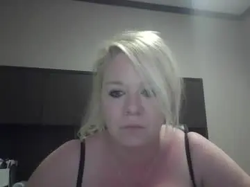 Sunnyvibesx  live sex cam
