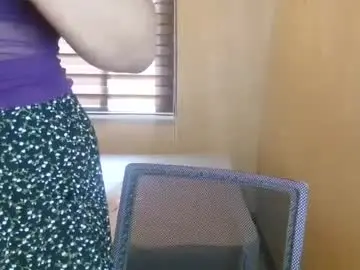 Urwifematerial69_  live sex cam