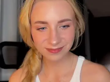 Valeria_shydreamer  live sex cam