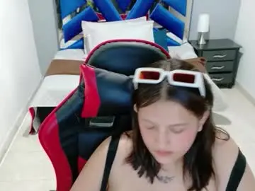 Zoe_green01  live sex cam