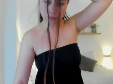 Bella_99x  live sex cam