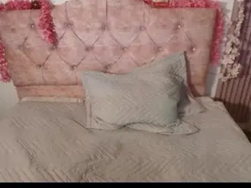 Cata_saeeenz0  live sex cam