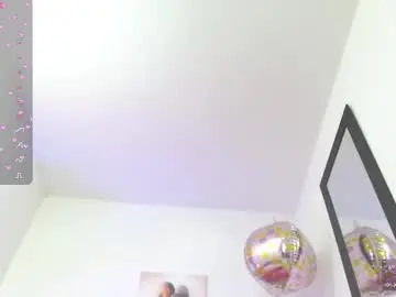 Hellen_starx  live sex cam