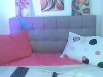 Hellen_starx  live sex cam