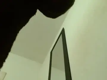 Hellen_starx  live sex cam