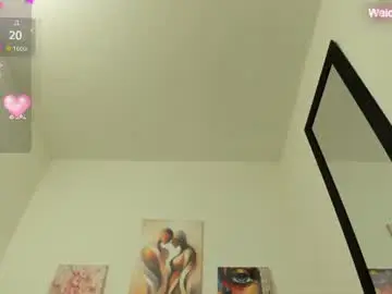 Hellen_starx  live sex cam