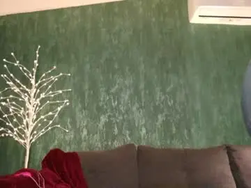 Littleflowers  live sex cam