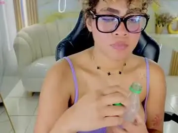 Loola_s  live sex cam