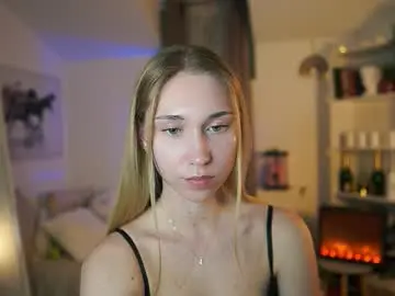 Milabunny1  live sex cam