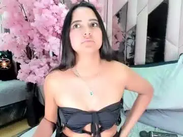 Nayarakvelvet_1  live sex cam