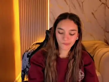 Paulin_roses_tf  live sex cam