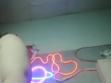 Tini_bei  live sex cam