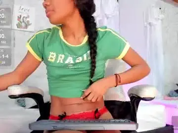 Valerie_curls  live sex cam