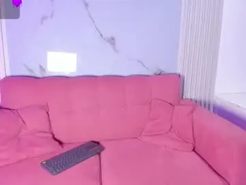 Alondrasoomer  live sex cam