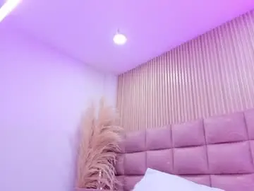Alondrasoomer  live sex cam