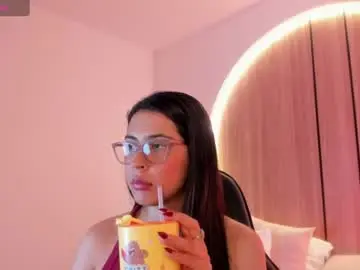 Amber_piercee  live sex cam