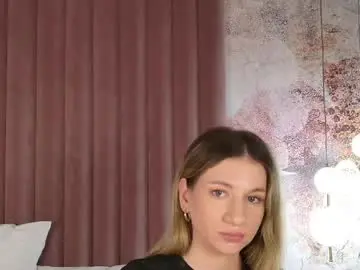 Ariaheart_  live sex cam